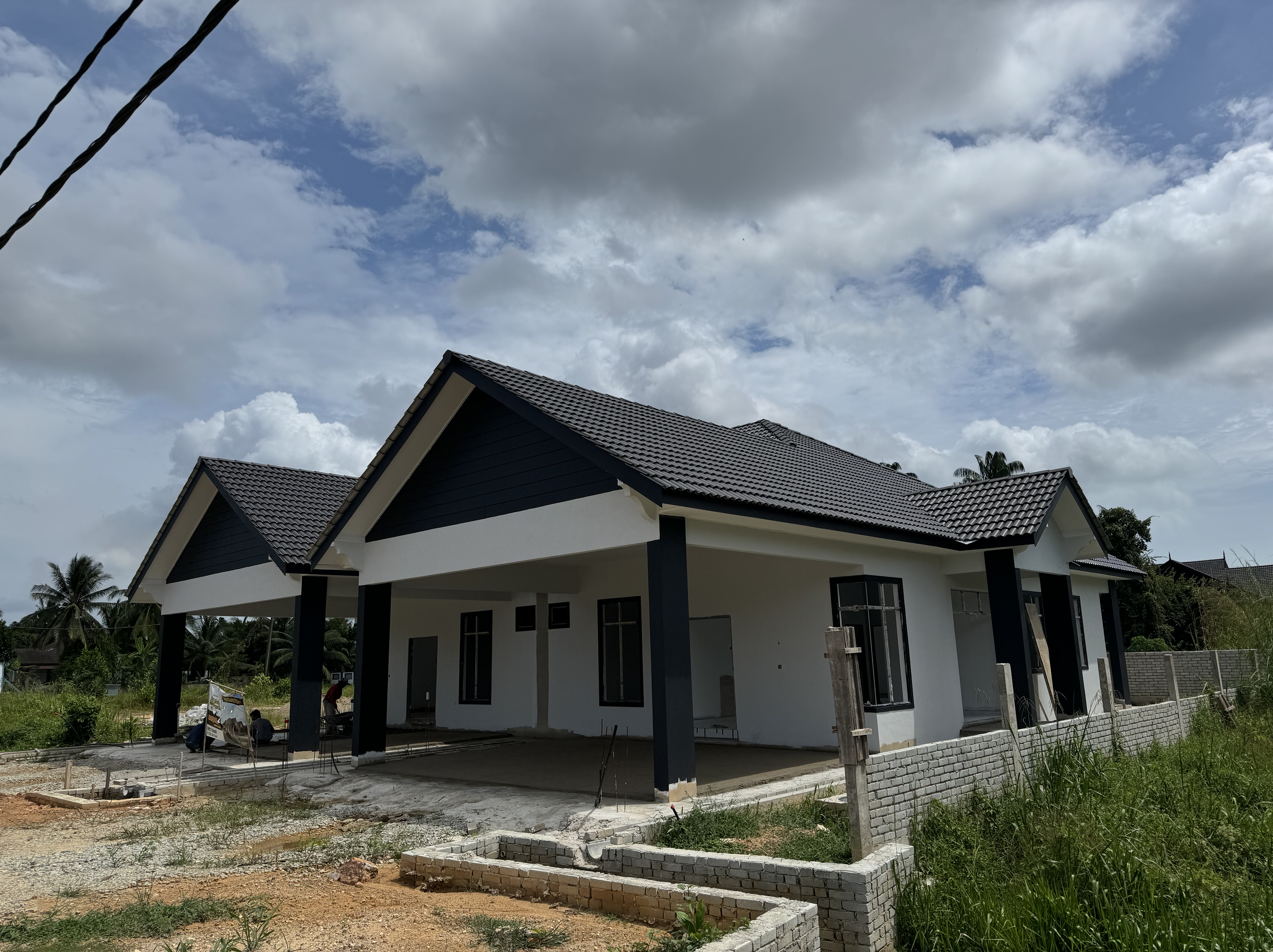 Construction site photograph